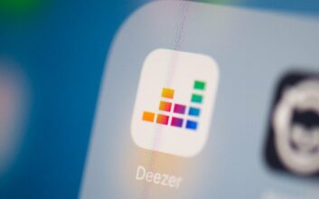 French music streamer Deezer flops at stock market debut