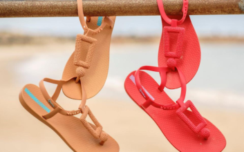 BUYER'S GUIDE WHAT TO LOOK FOR WHEN BUYING FLAT SANDALS FOR WOMEN